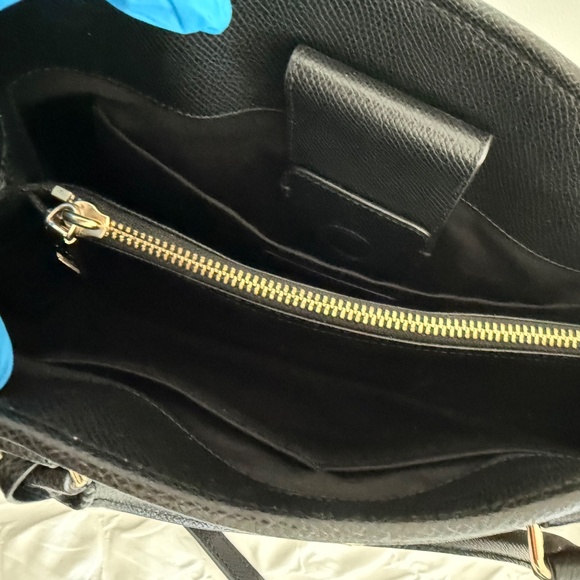 Coach Handbag - Picture 5 of 9